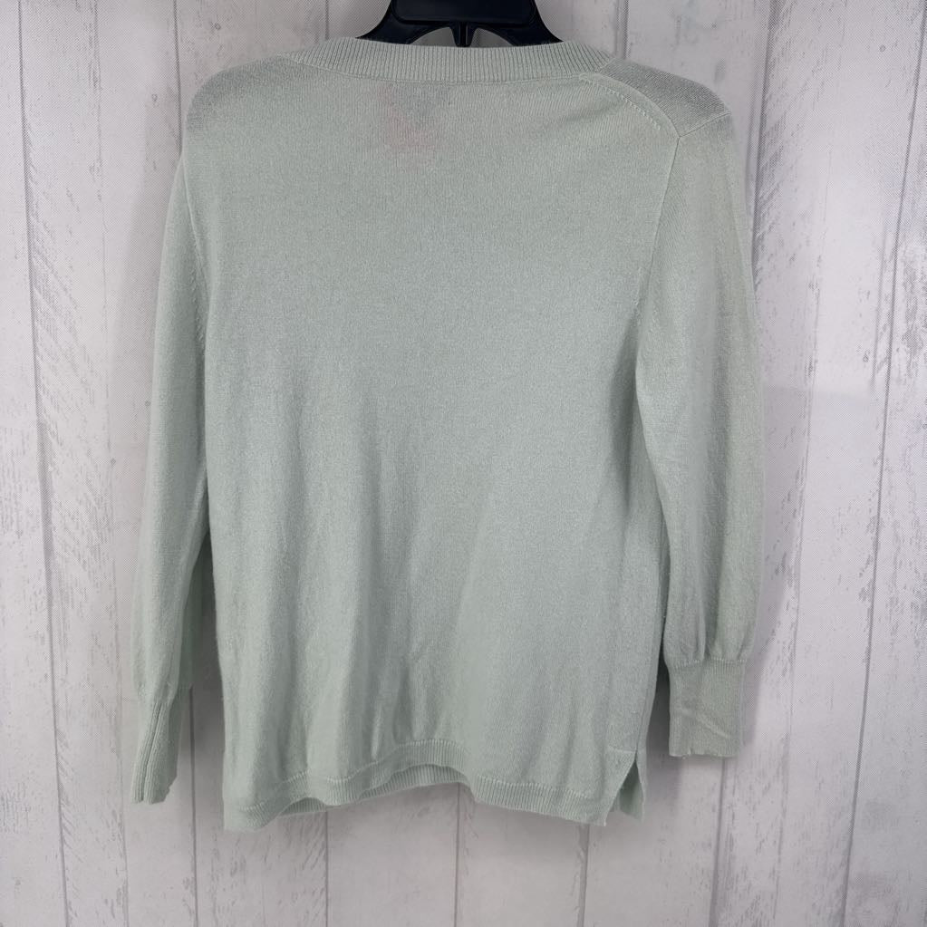 L cashmere crewneck sweater
