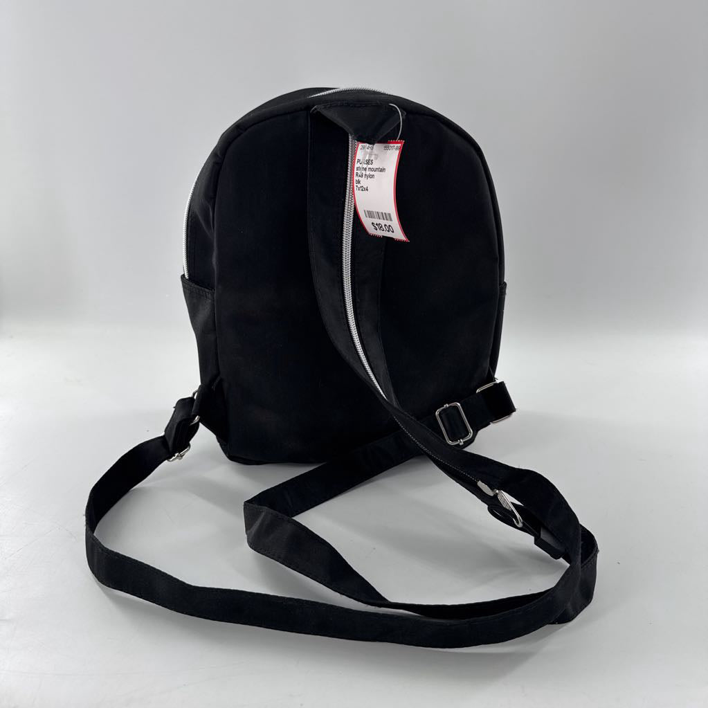 R49 nylon backpack
