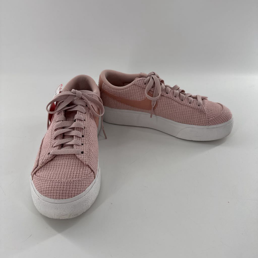 7 platform textured lace up sneaker