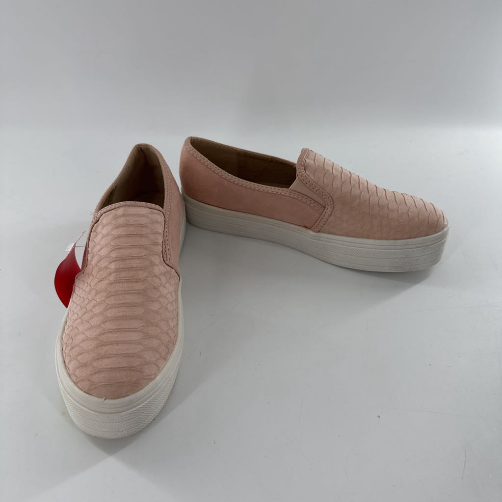 8 platform slip-on sneaker