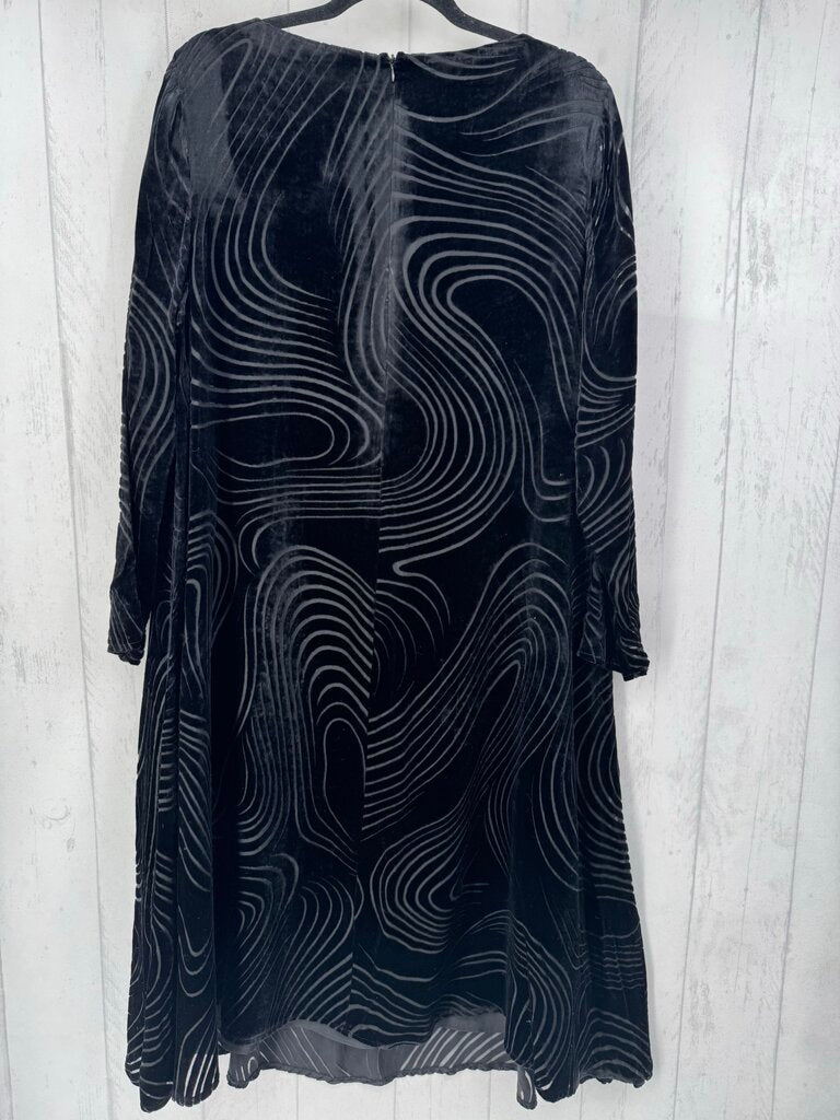 14 l/s semi velvet dress