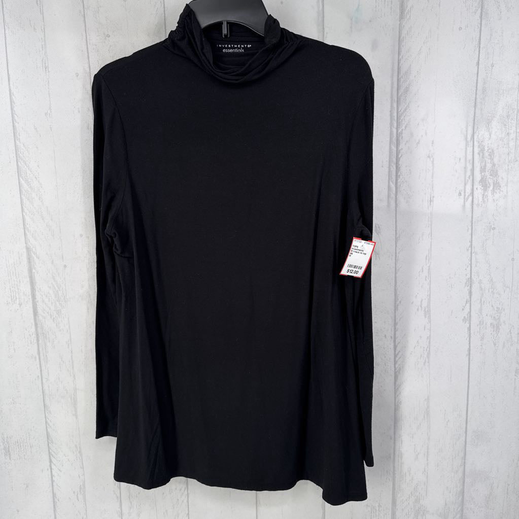 M t-neck l/s top