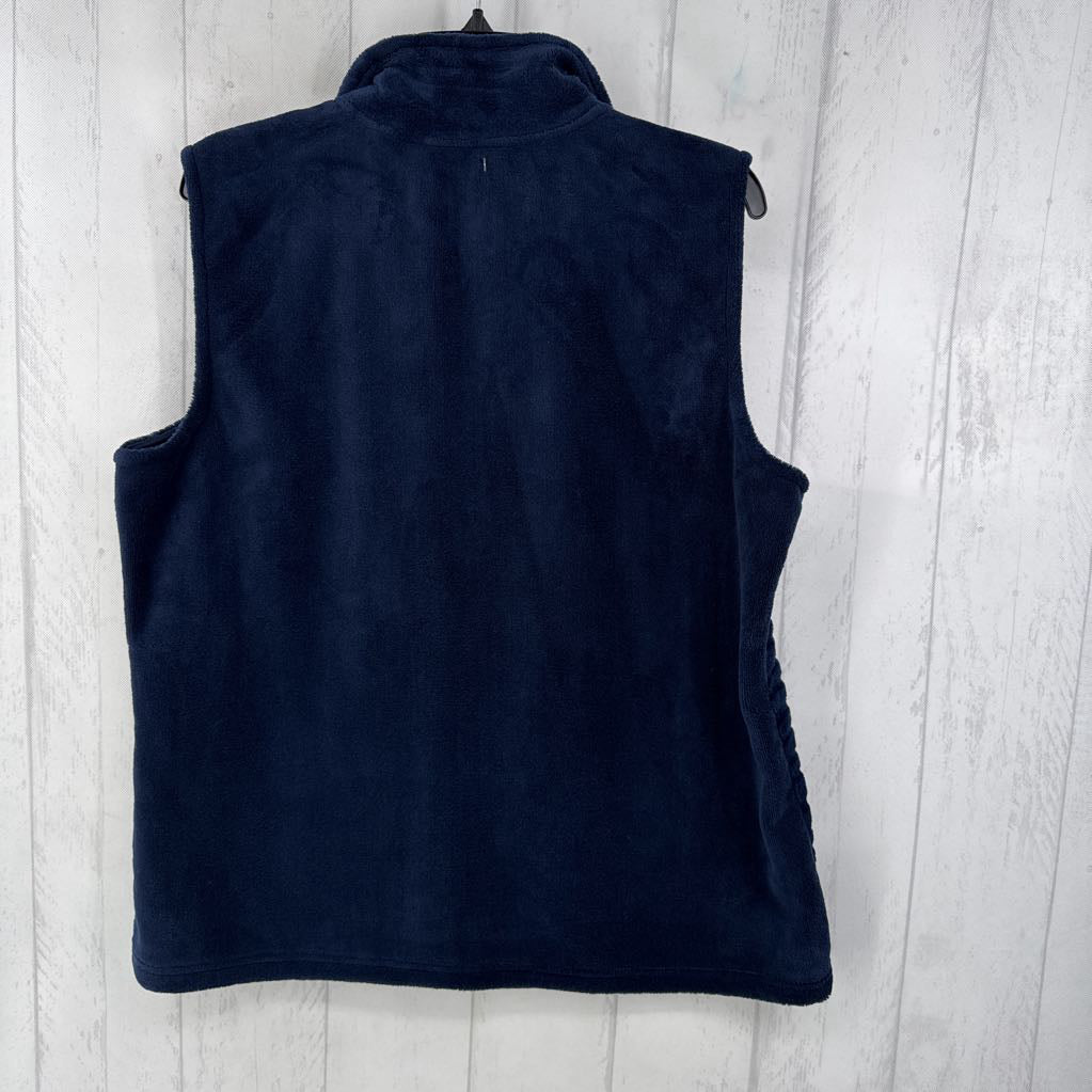 XL fleece vest
