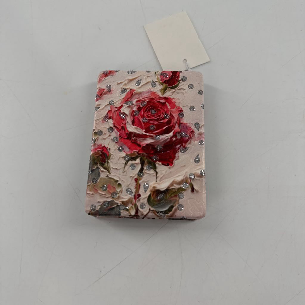 compact mirror-red rose