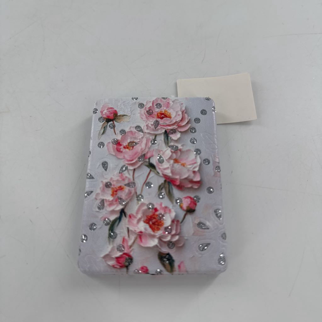 compact mirror-pink roses