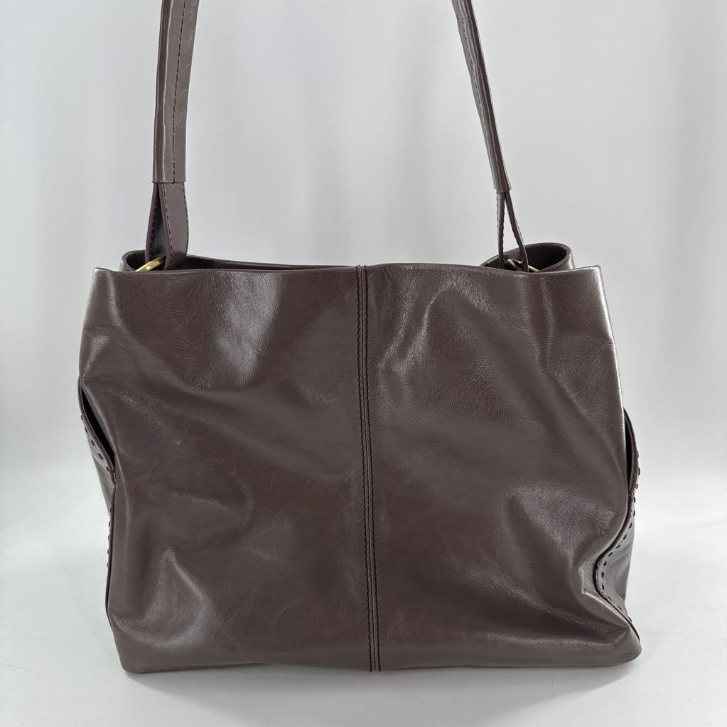 R298 magnetic closure shoulder bag