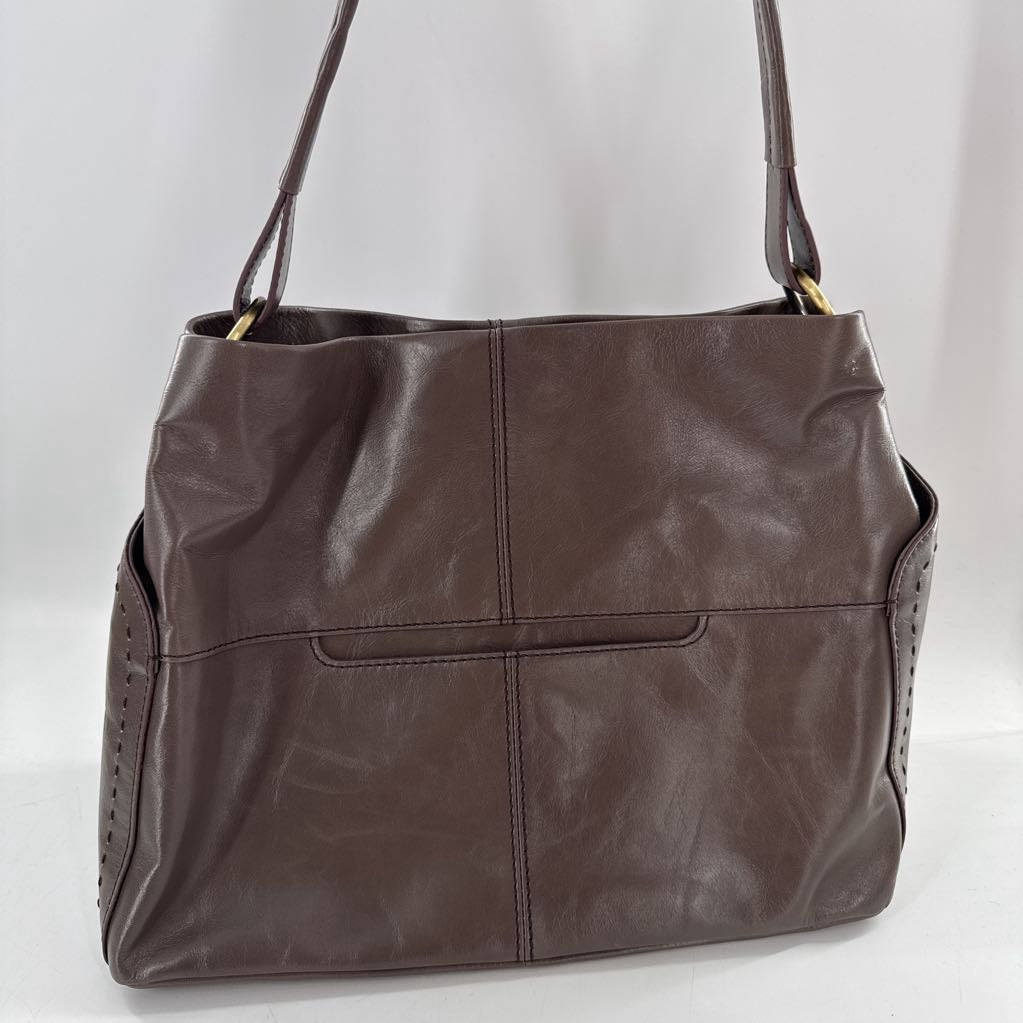 R298 magnetic closure shoulder bag