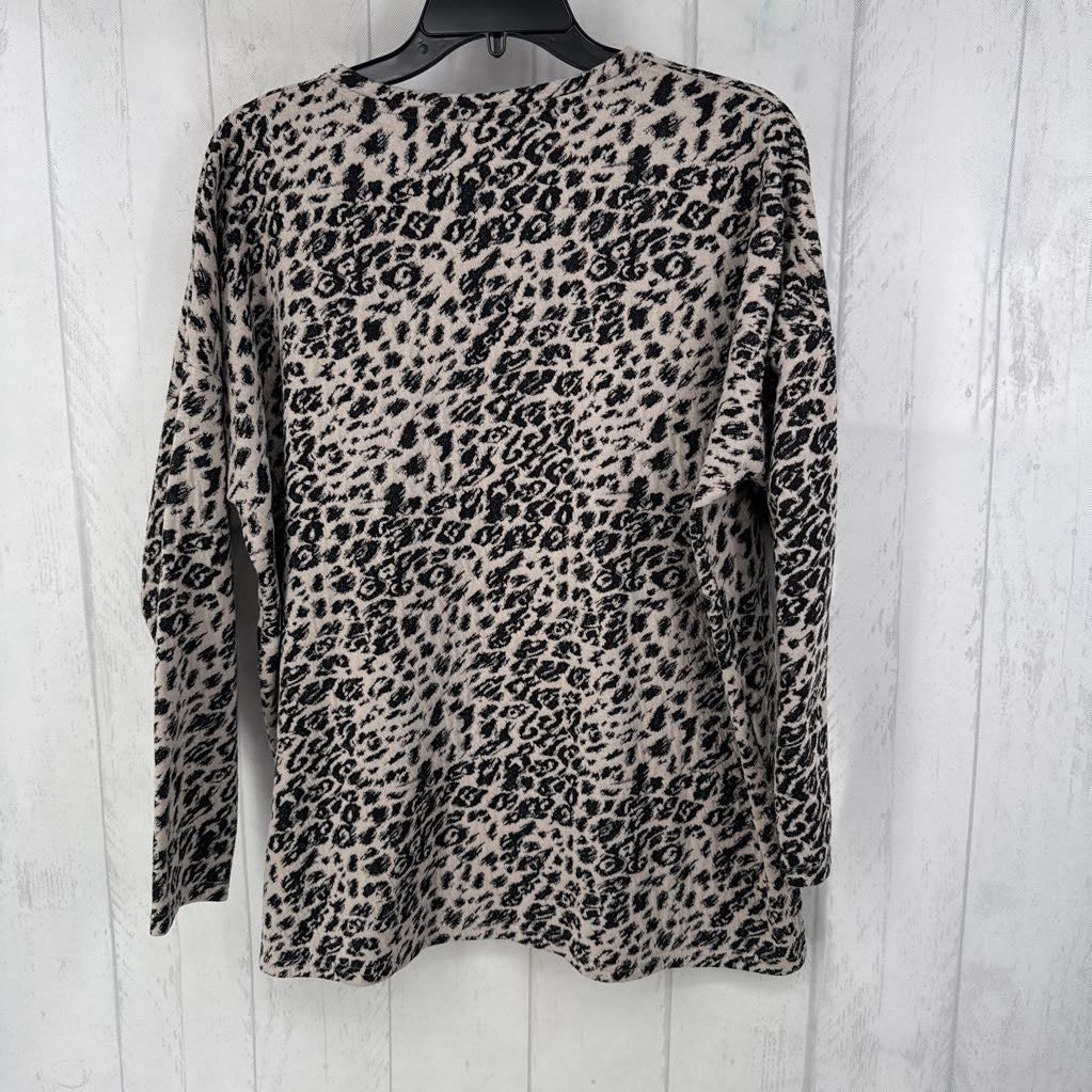 M animal print l/s top
