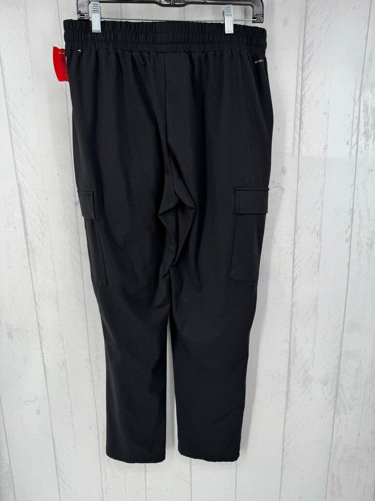 M cargo pocket pull-on pant