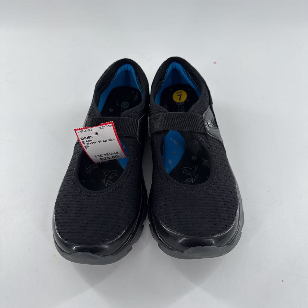 7 elastic strap slip-ons