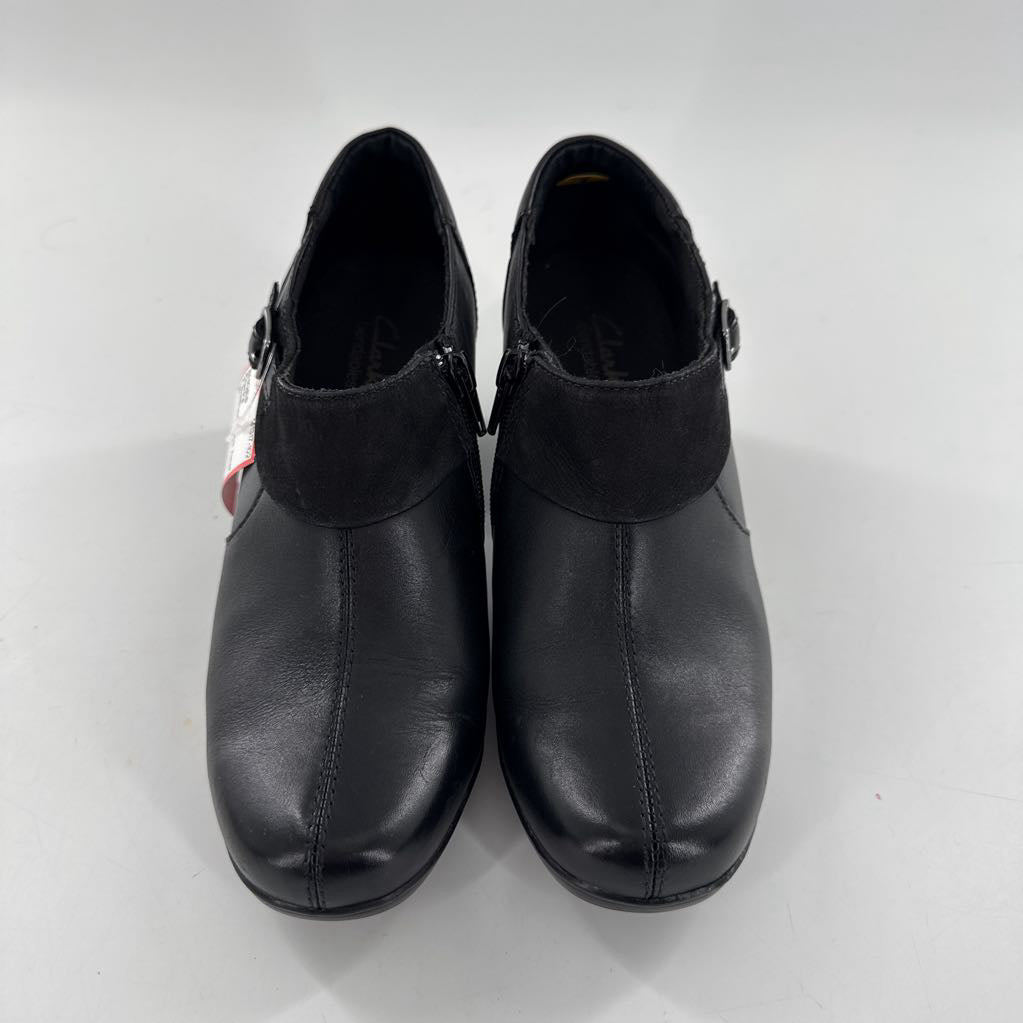 7 leather block heel ankle boot