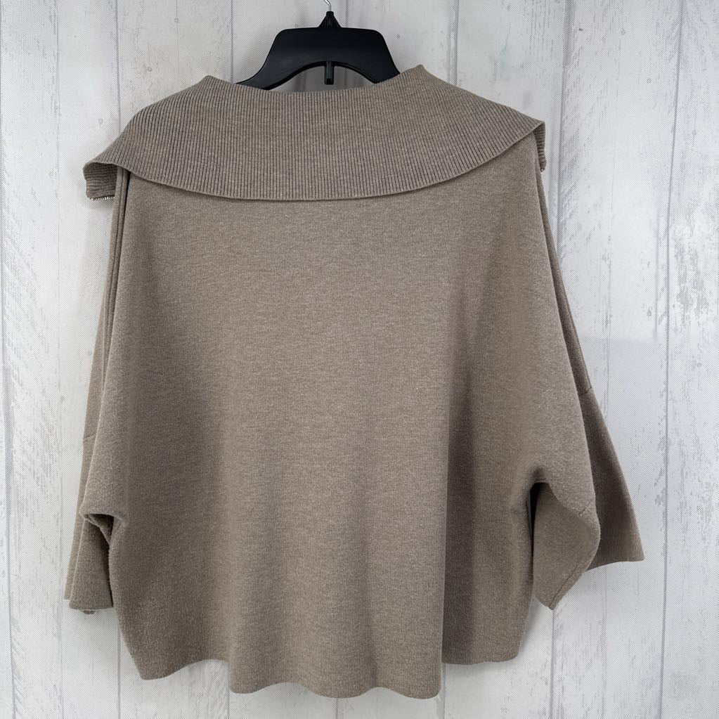 M drop shoulder quarter zip sweater
