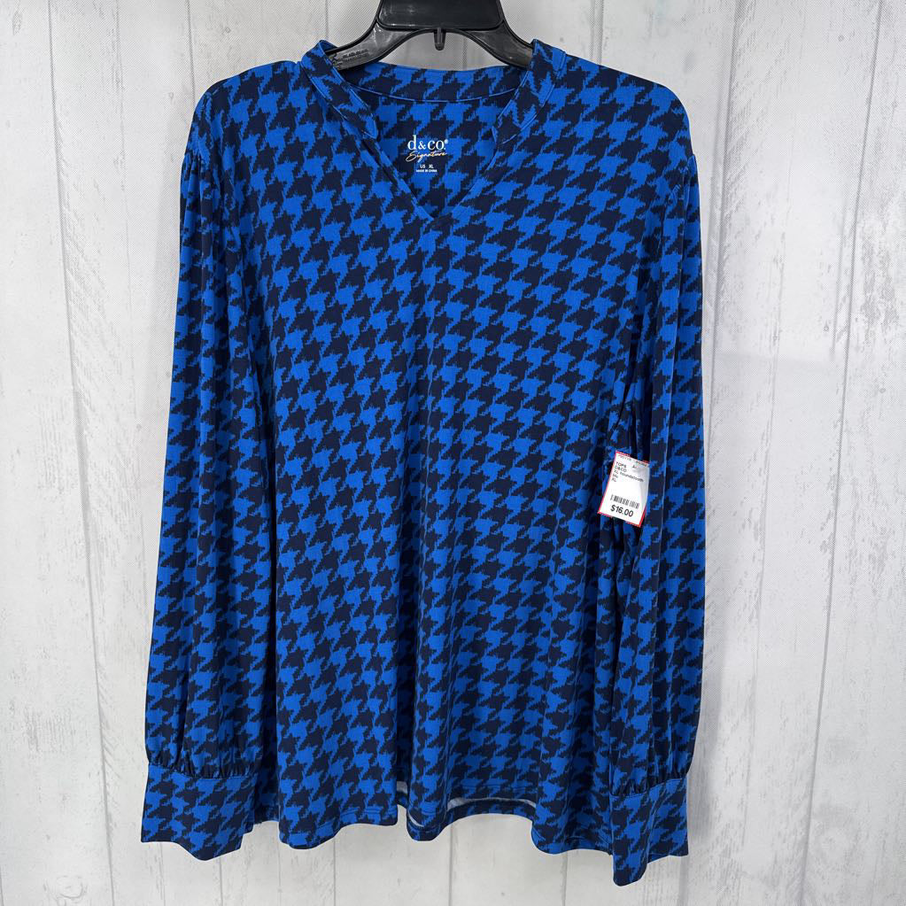 XL houndstooth print notch neck l/s top