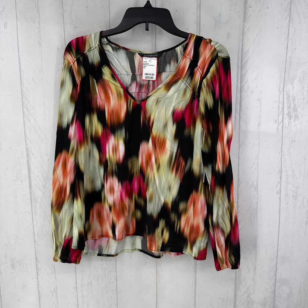 R89 XS printed v-neck l/s top