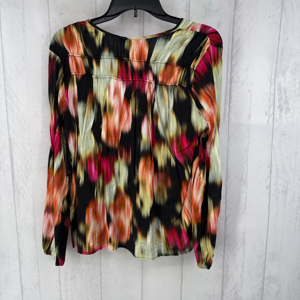 R89 XS printed v-neck l/s top