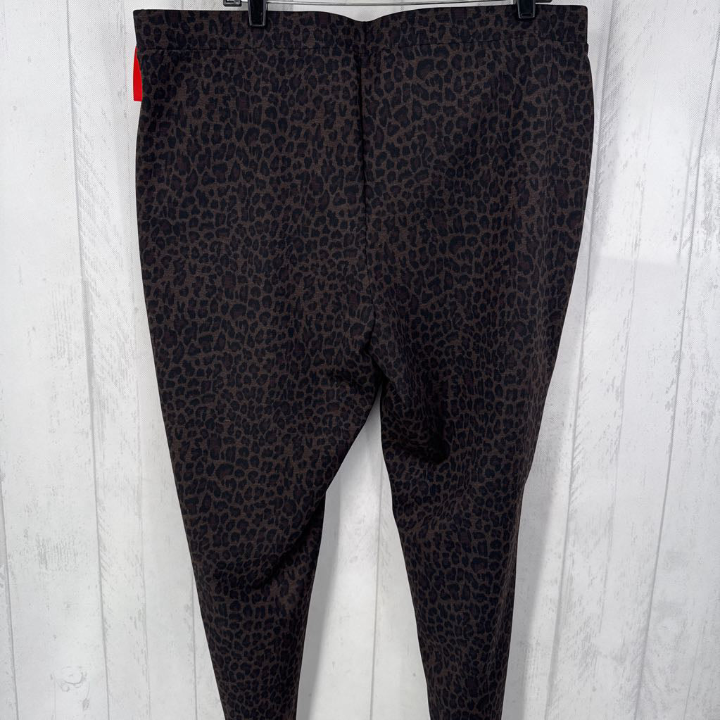 3X animal print knit pants