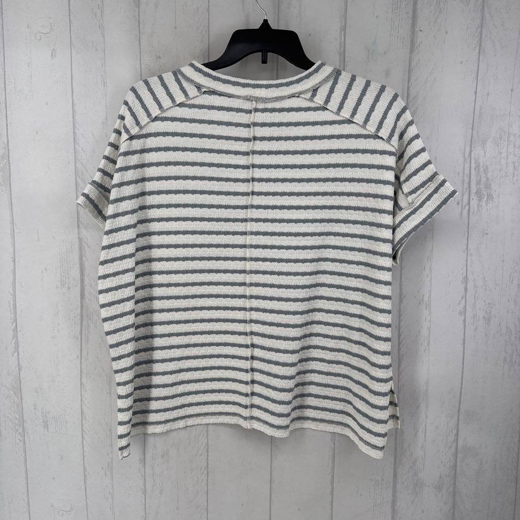 L/XL striped s/s top