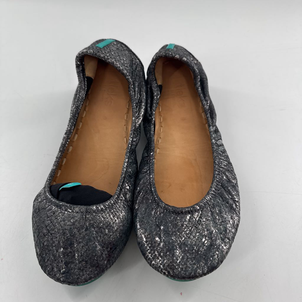 9 animal print slip-on flats