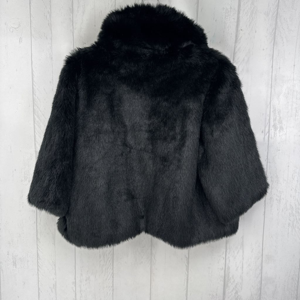 M/L crop faux fur coat