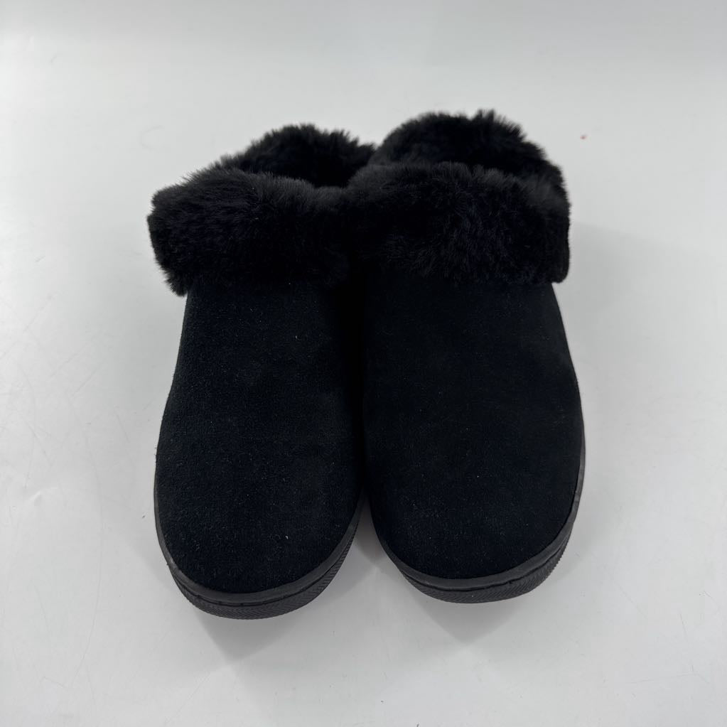 10 faux fur lined slippers