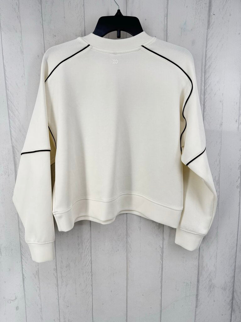 M crewneck sweatshirt