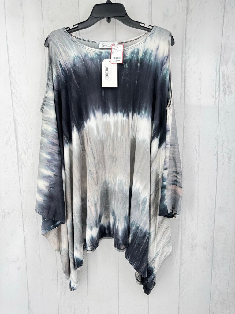 M tie-dye pancho top