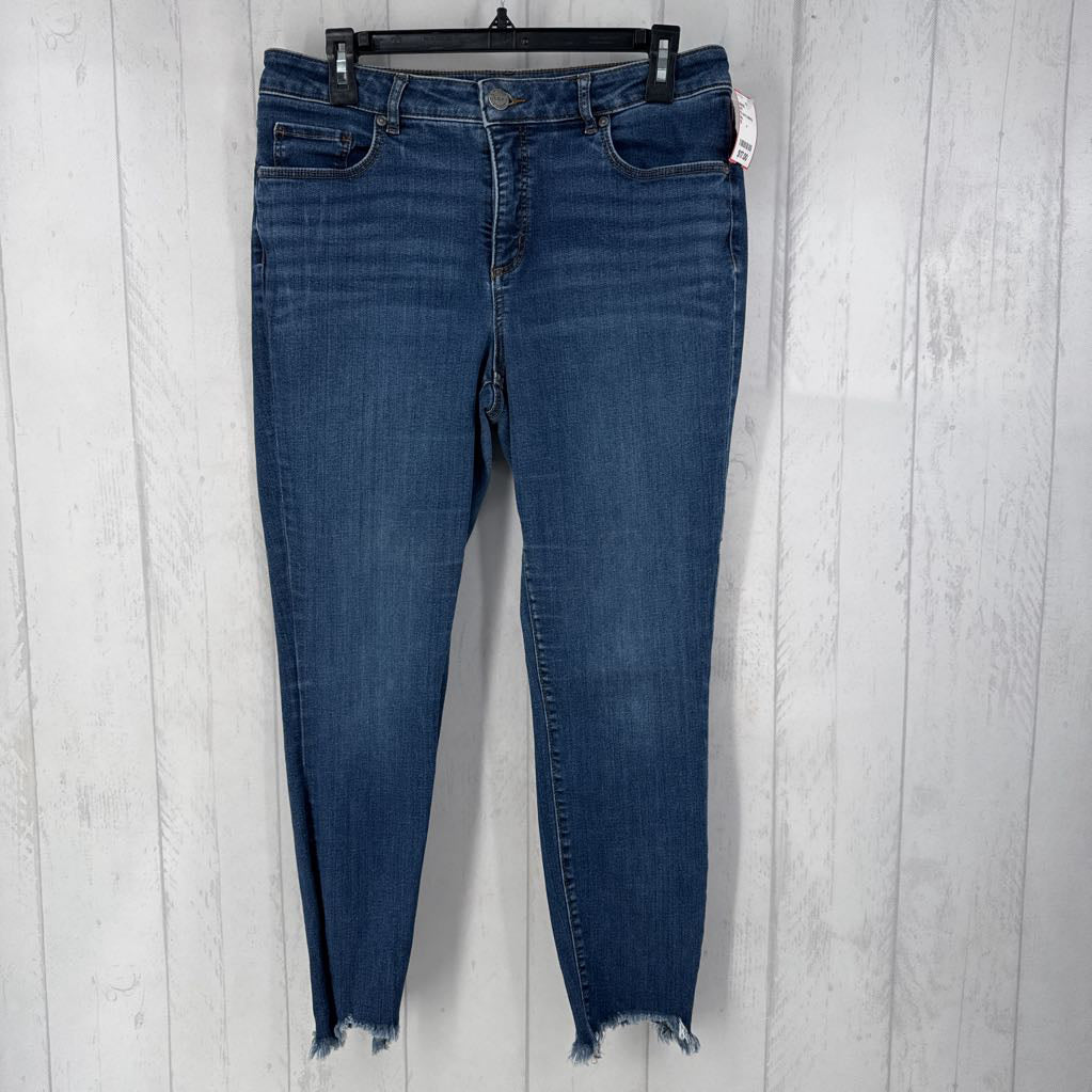 10 curvy skinny jean