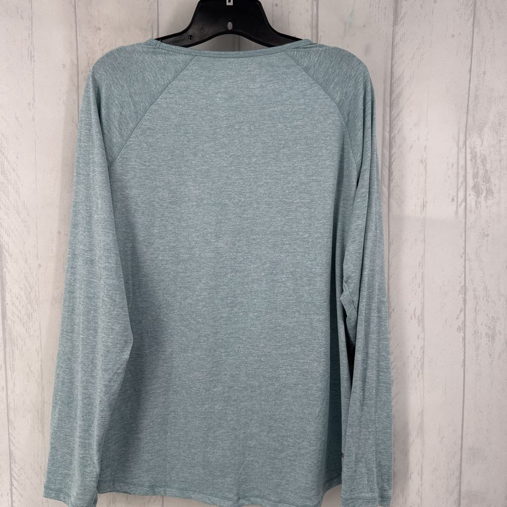 XL scoop neck l/s tee