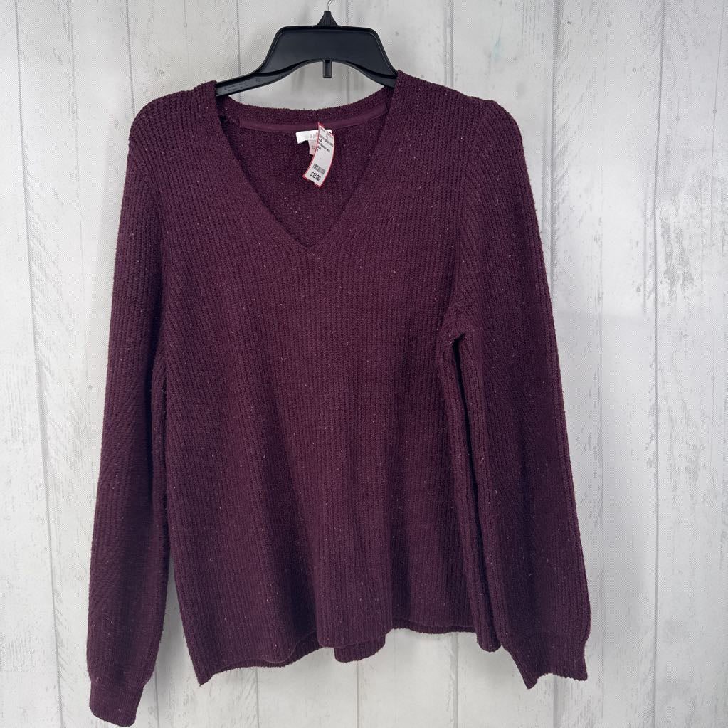M ribbed v-neck sweater