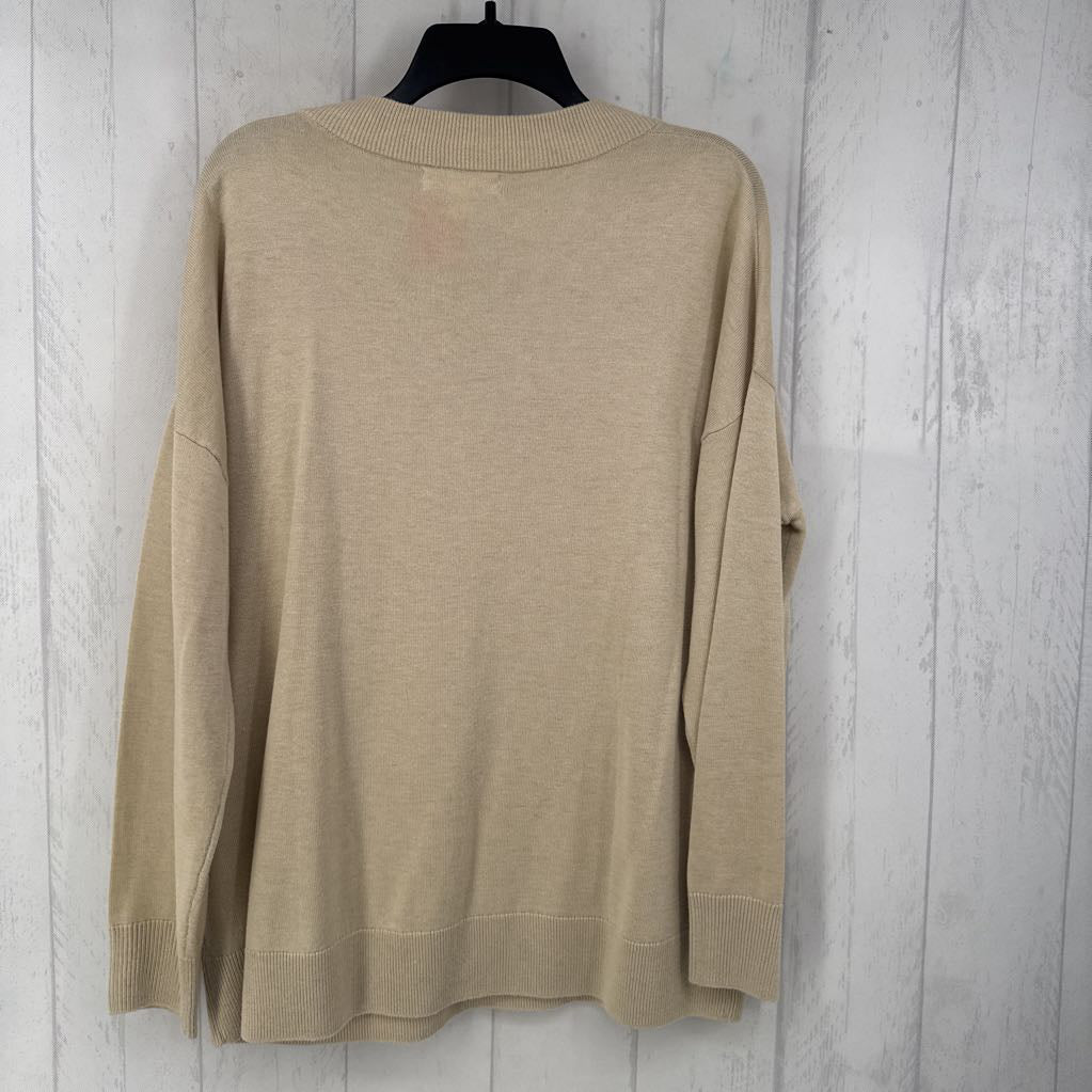 L v-neck sweater