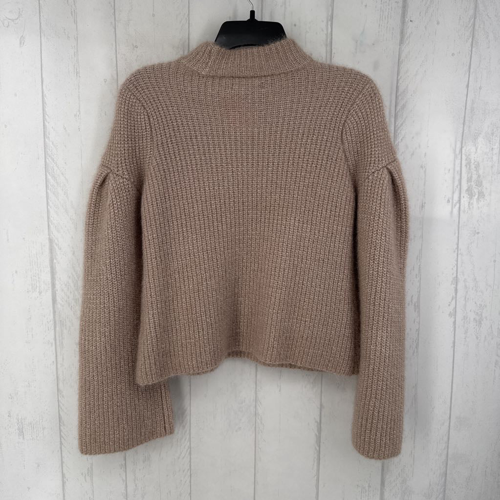 M chunky knit sweater