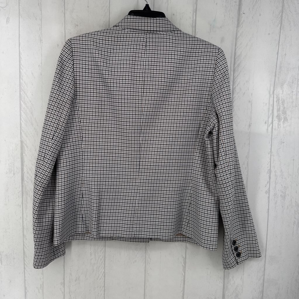 10 houndstooth print blazer
