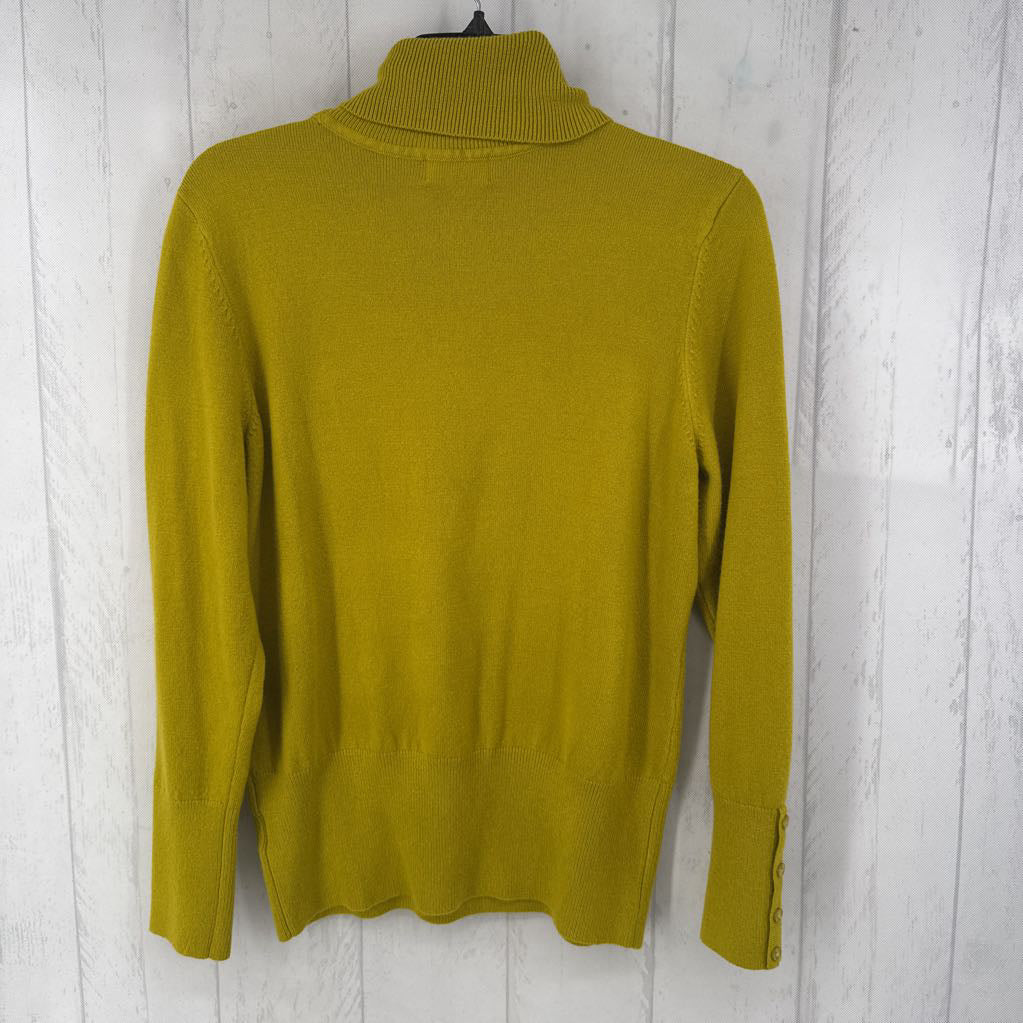 M t-neck sweater
