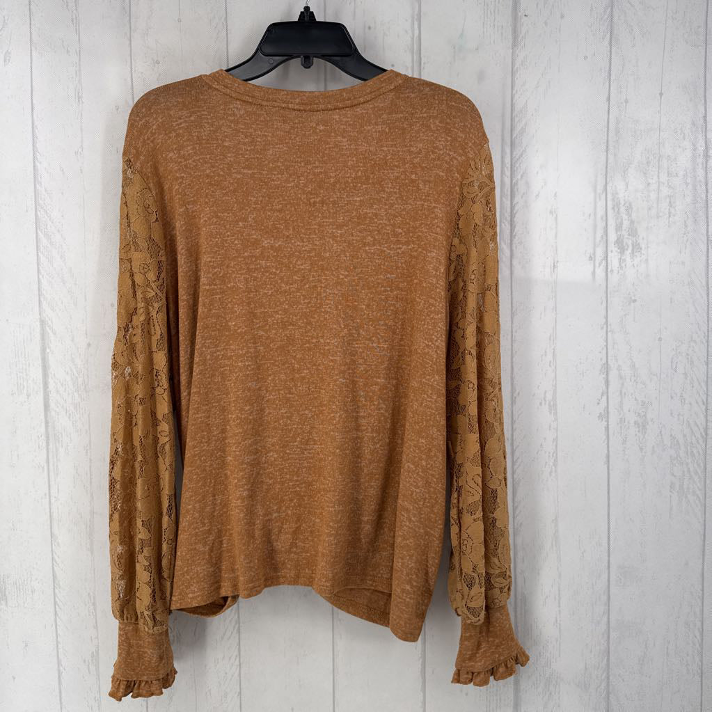 XL lace slv knotted top