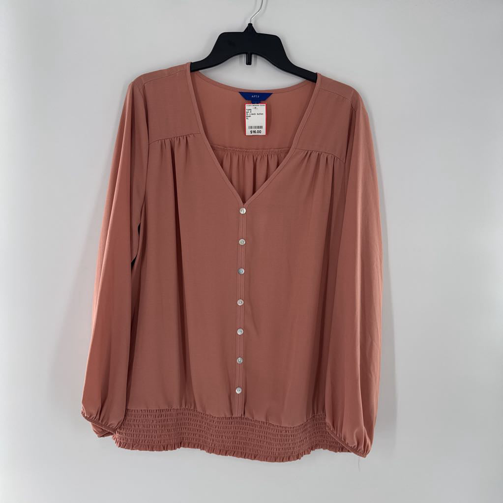 XL v-neck button down l/s top