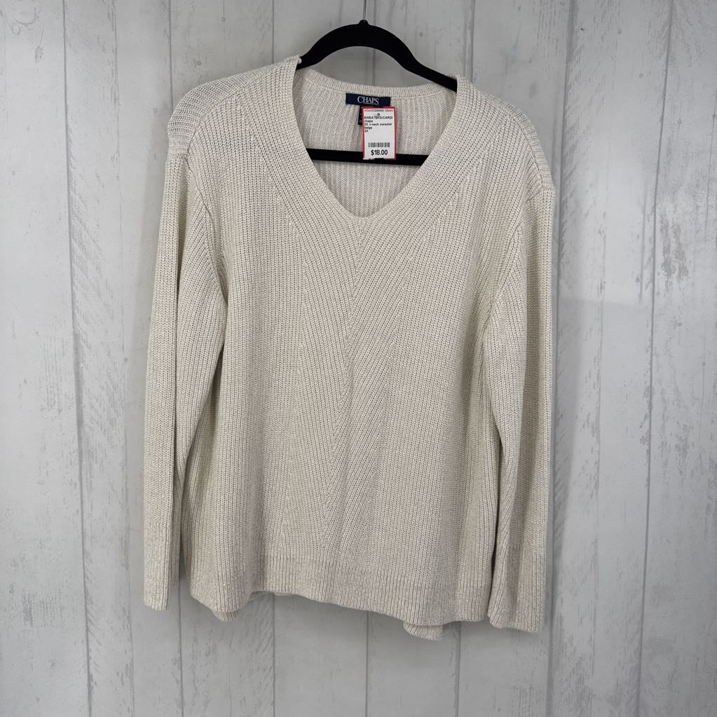 2X v-neck sweater