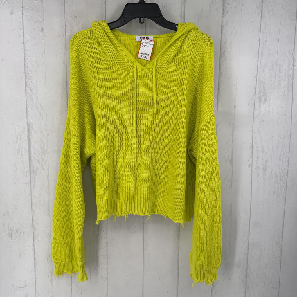 L frayed hem sweater w/ hood