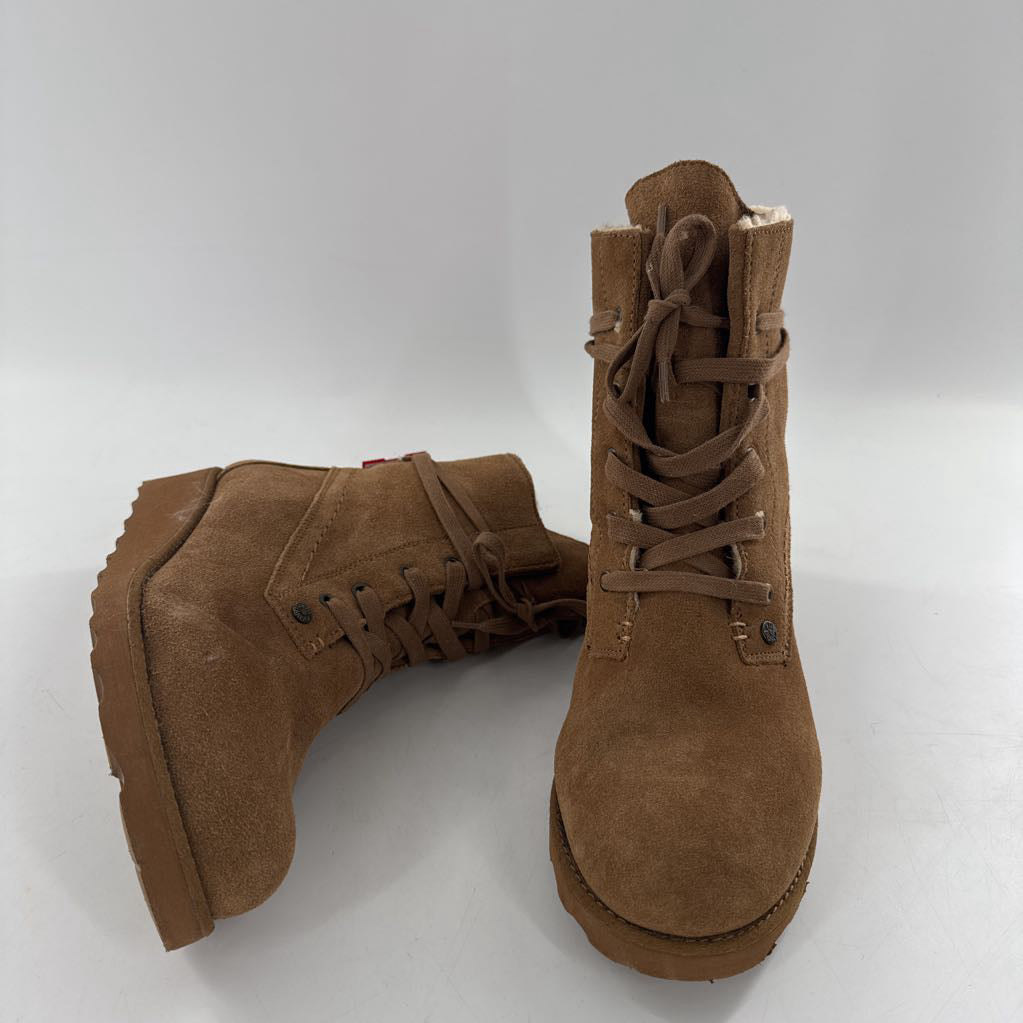 9 sherpa lined suede boots