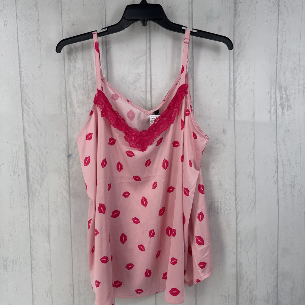 R42 2x lip print lace trim tank