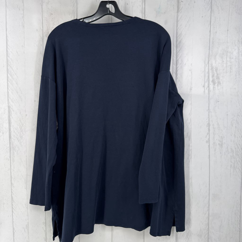 XL scoop neck l/s top