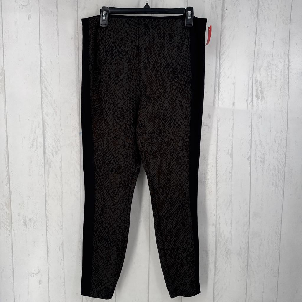 XL animal print pull-on pant