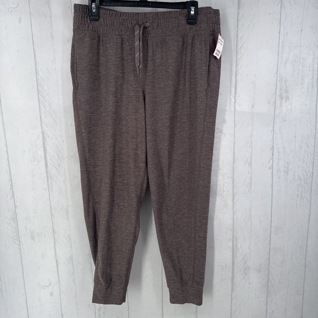 L pull-on joggers
