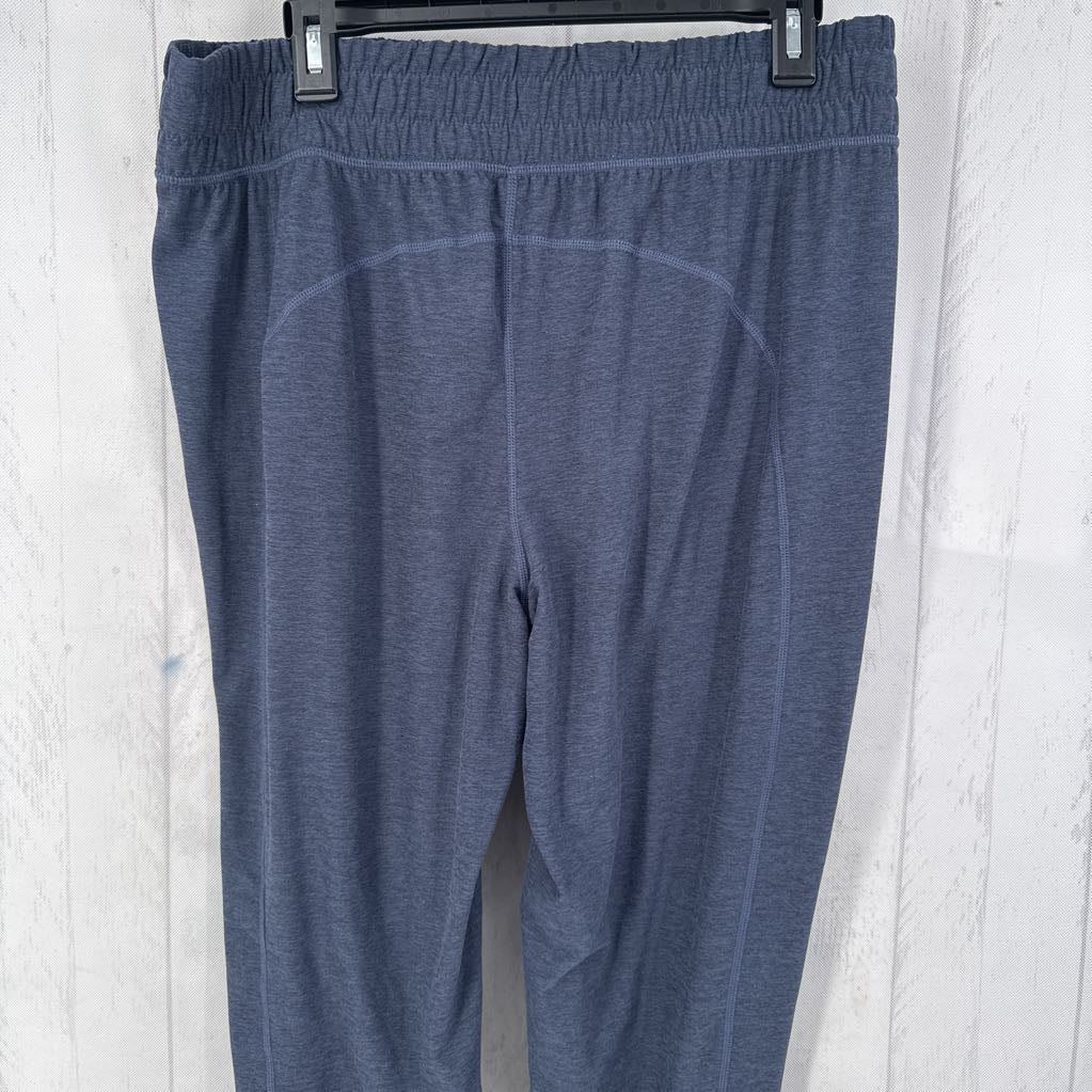 L pull-on joggers