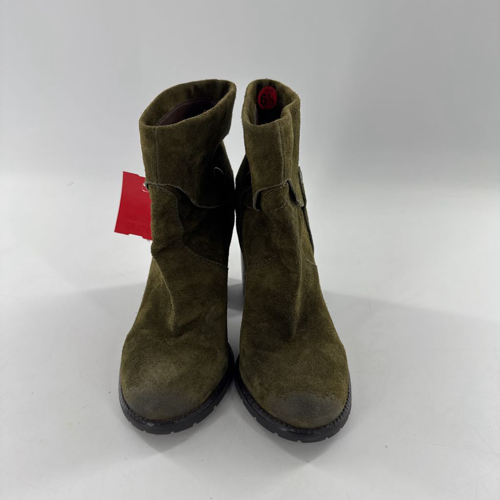 6.5 suede block heel bootie