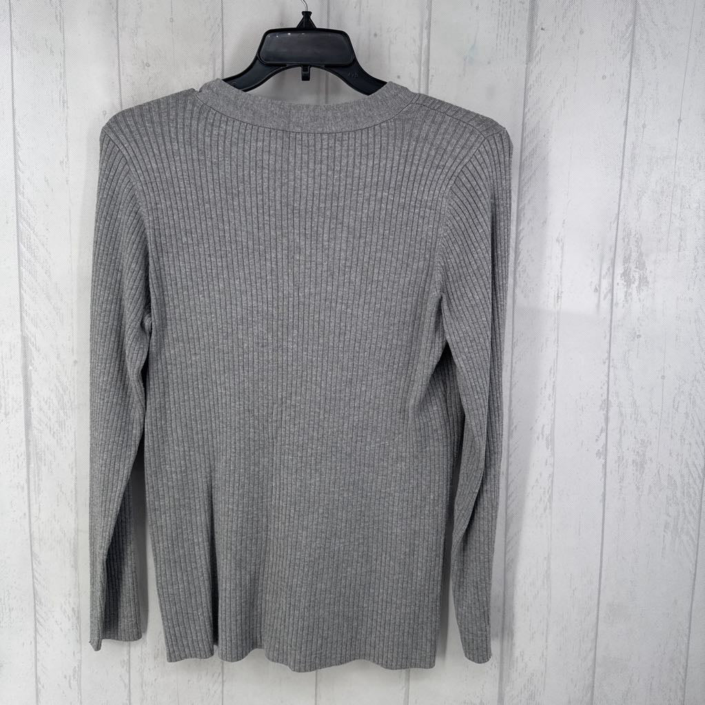 XL rib knit buttoned v-neck ls top