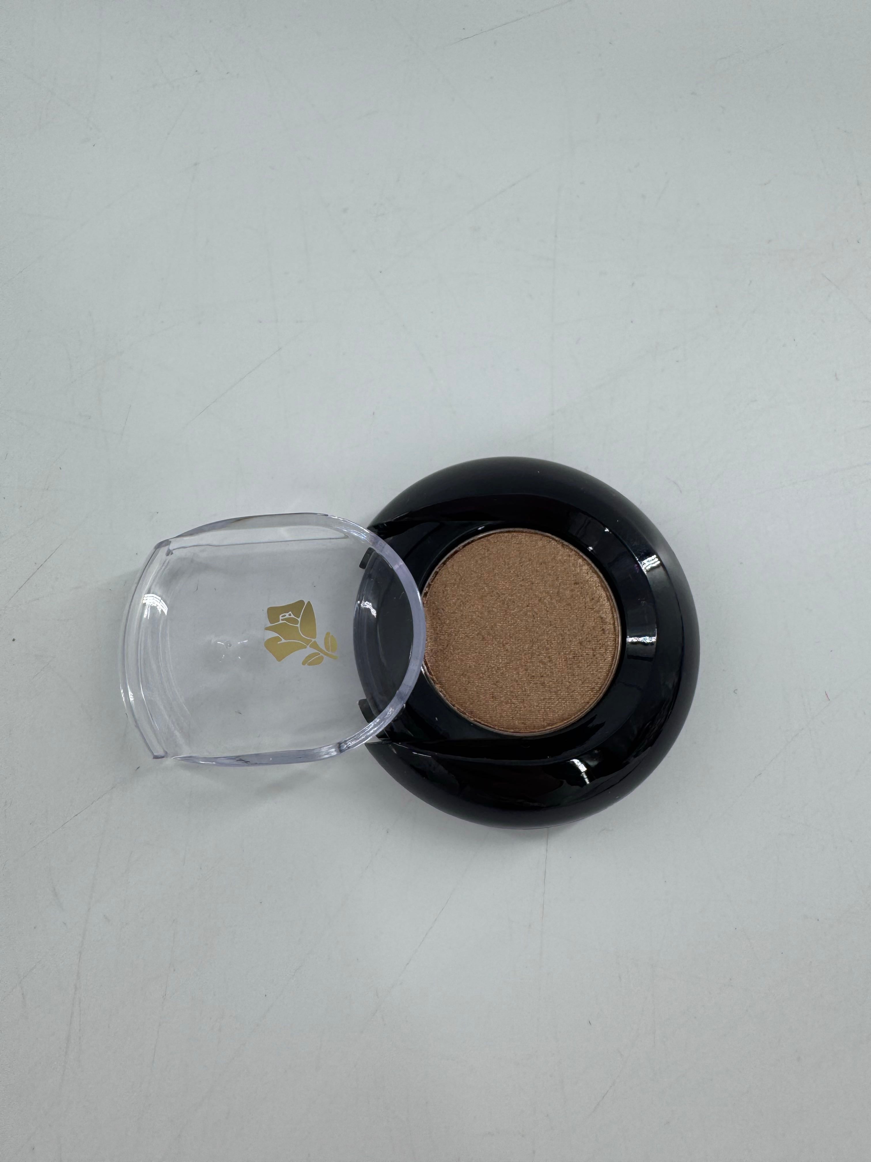 eye shadow-bronzed magnesium