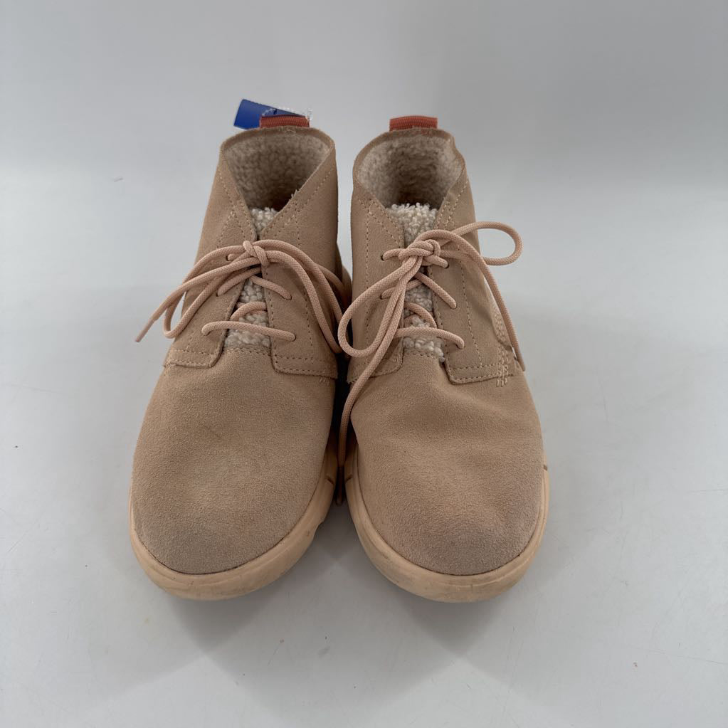 8.5 sherpa lined waterproof boot