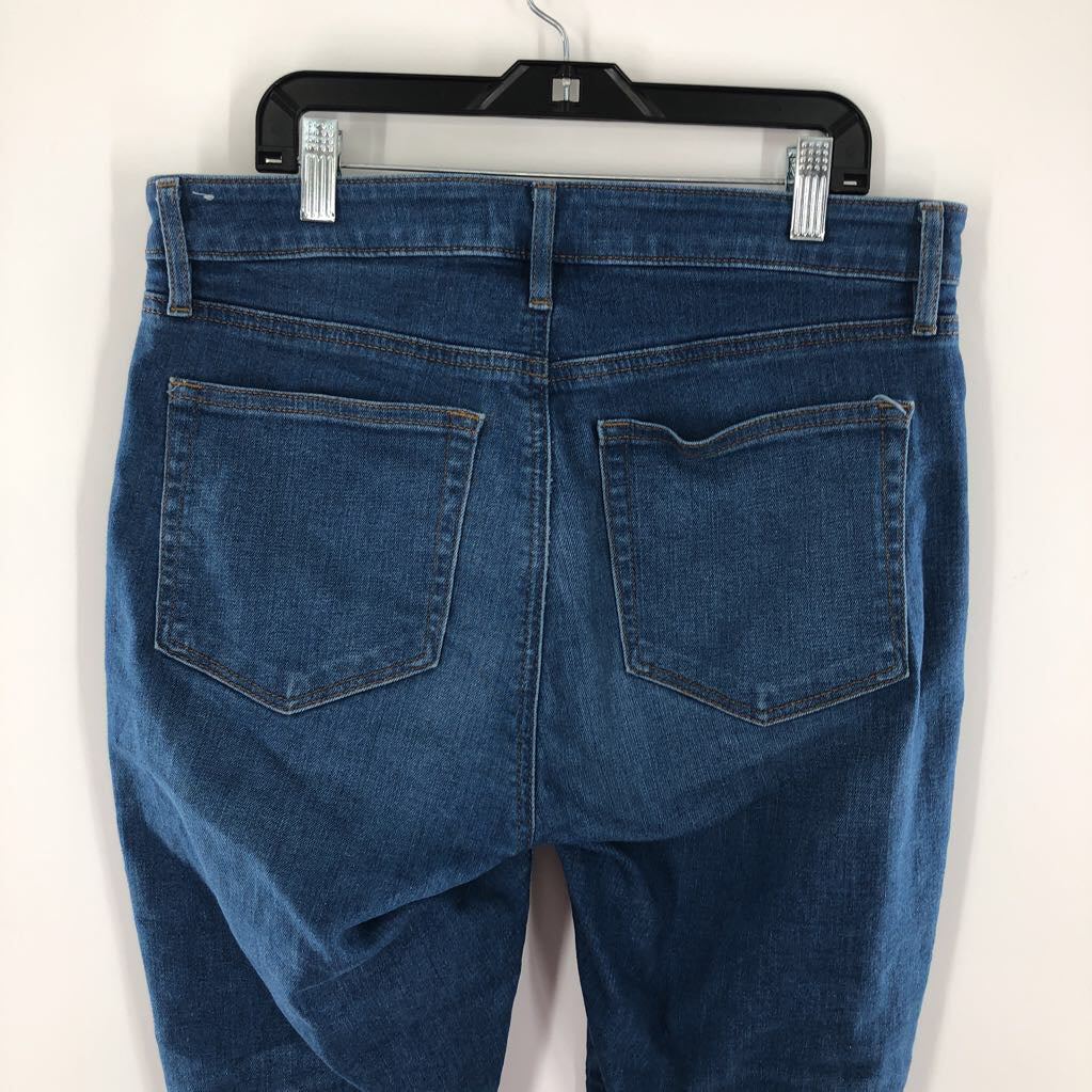 6 curvy fit straight leg jean
