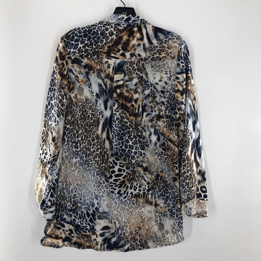 S animal print button front hi-lo l/s top