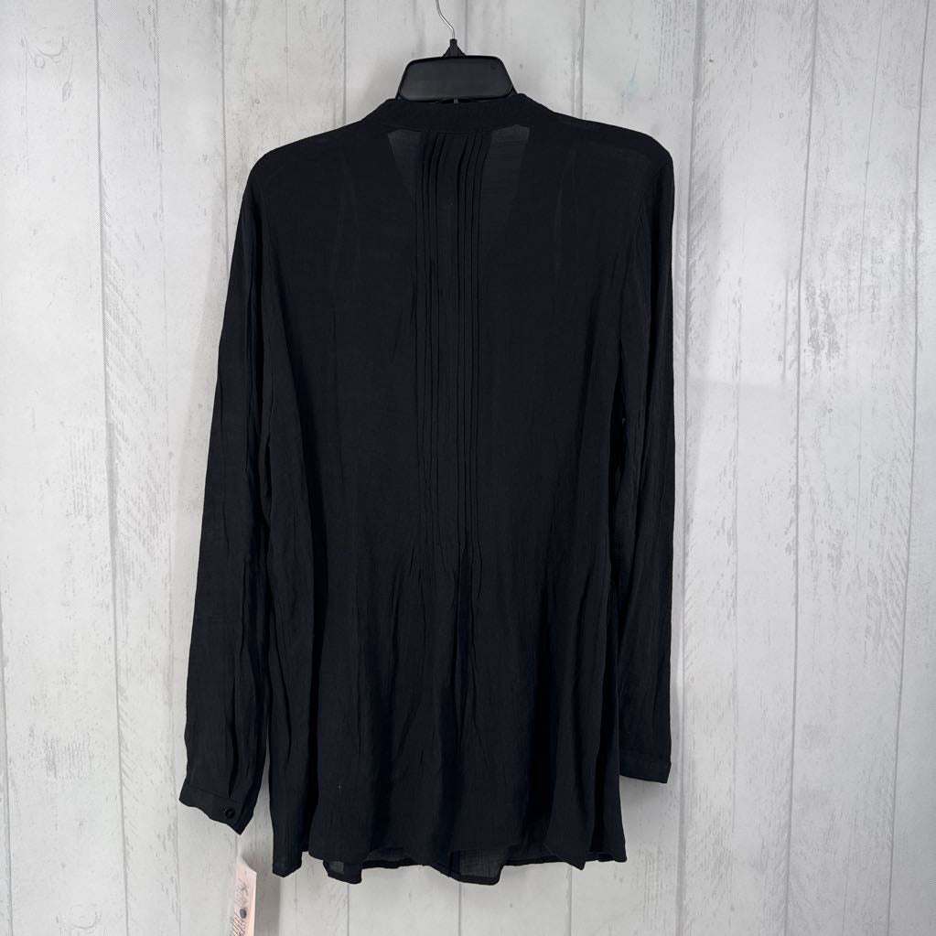 R58 L smocked button down l/s tunic